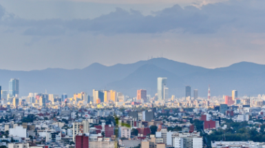 Crecimiento moderado y vulnerabilidad estructural en México